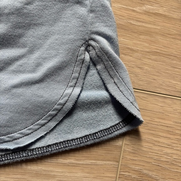 Two-Tone Blue Short and T-Shirt Coordinates Set - Picture 10 of 10